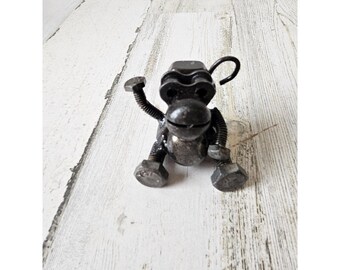 Kalifano metal art monkey mini bolt screws unique zoo