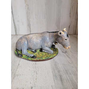 Vintage plaster cow Nativity scene Xmas home decor unique