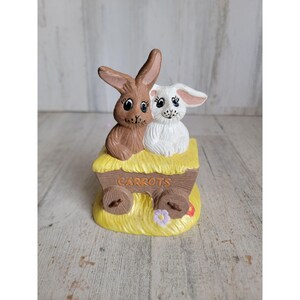 BB Vintage ceramic Easter Bunny carrots figure spring home decor