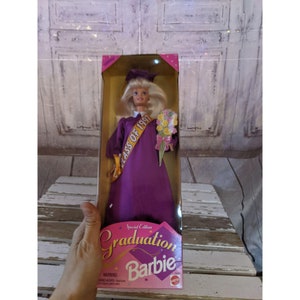 Barbie 16487 graduation special edition doll toy new
