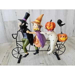 Sweet Street AS IS Dracula Halloween tricycle pumpkin decor bats