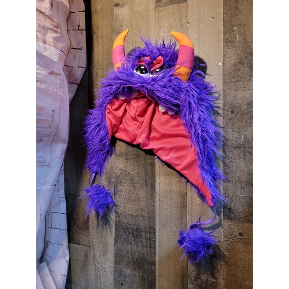 Purple monster horn mouth bow hat winter