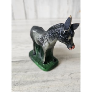 Vintage donkey nativity AS IS stable Xmas decor