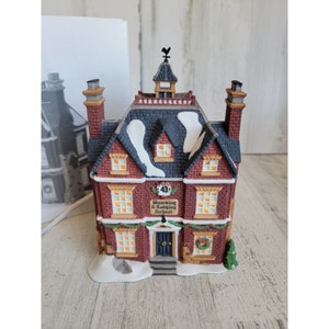 Dept 56 58106 Boarding Lodging school village accessory xmas