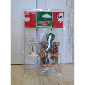 Lemax Wreath display Village accessory Xmas Coventry Cove