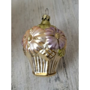 Blown glass glitter Flower Basket ornament Xmas