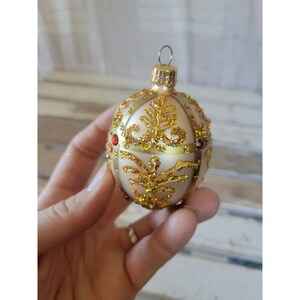 Poland polonaise ? Gold filigree egg red glass ornament Xmas tree