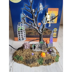 Lemax Pumpkin Hollow caged Monster Halloween animated
