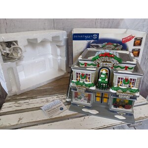 Dept 56 55334 midtown shop Snow village shoes Xmas village holiday decor