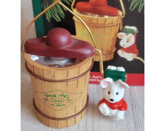 Hallmark 1992 Uncle Art's ice cream ornament Xmas