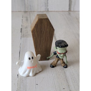 Halloween Frankenstein coffin ghost toy accessory set scary figure Coffin
