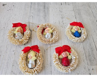 Vintage wooden wreath girl children ornament Xmas set