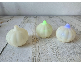 Mini light up LED pumpkin Halloween white set village
