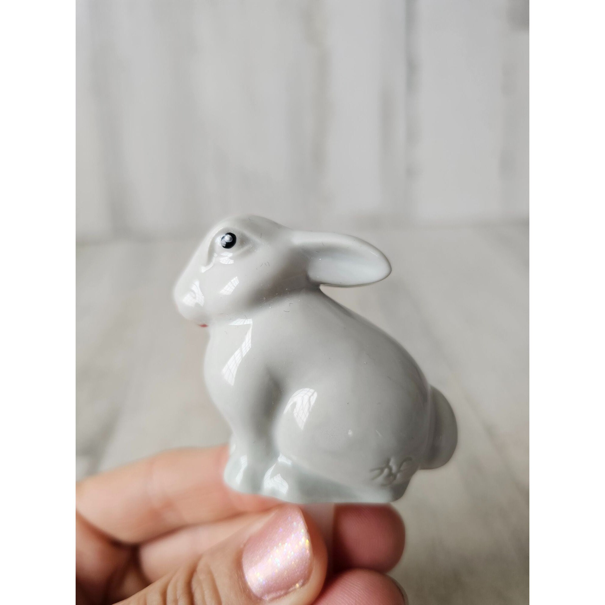 Nora Fleming Hand-Painted Mini: Funny Bunny (Brown Bunny) - Ceramic Decor For Serving Platters