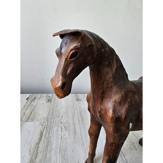 ヴィンテージ レザー 馬 装飾 乗馬 狩猟 種馬 - Etsy 日本