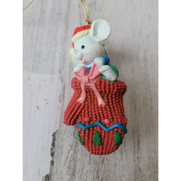 Lustre Fame 1992 mouse stocking Mitten ornament Xmas