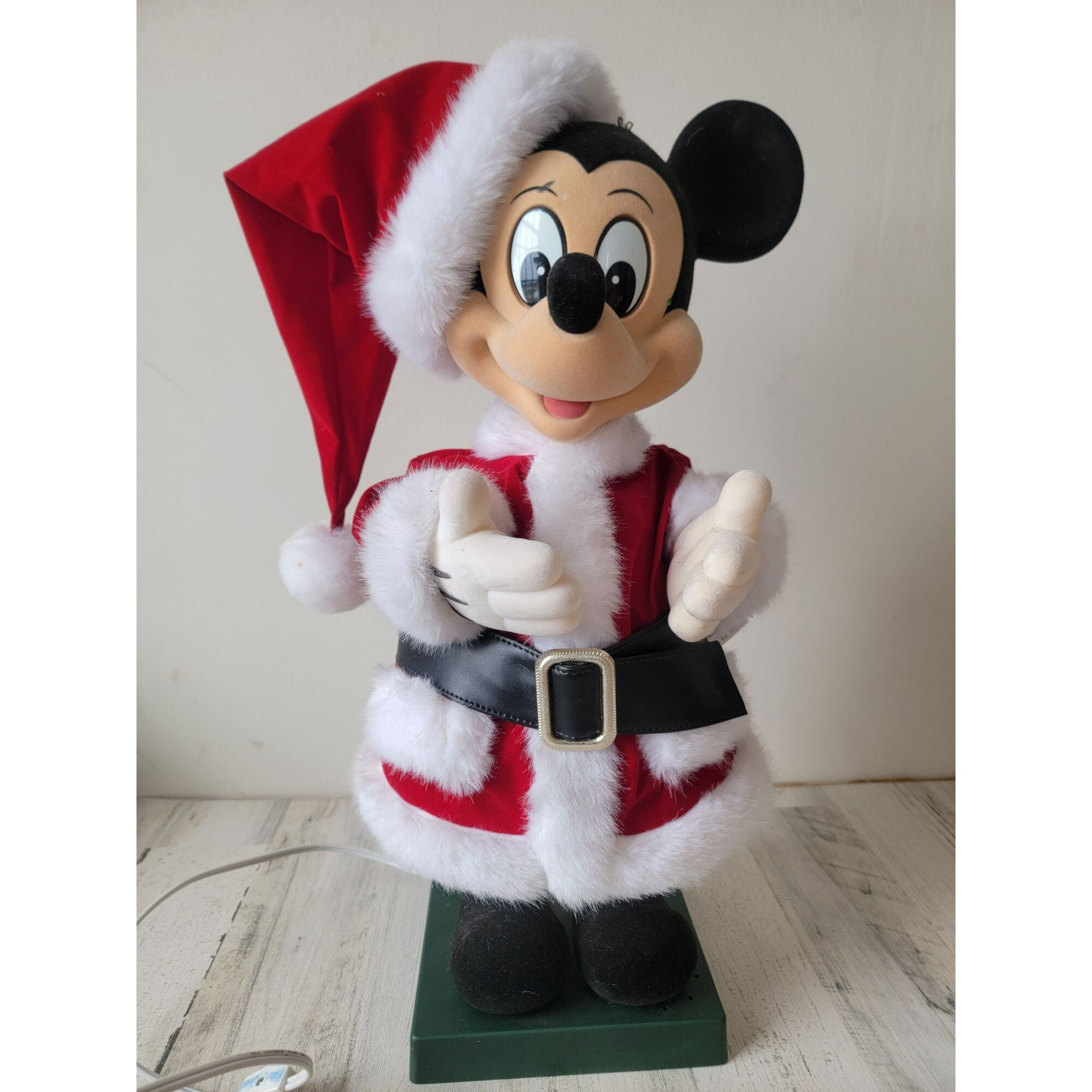 ★ エアー バルーン 電飾 人形 ミッキーマウス サンタ クリスマス Xmas Amazon | クリスマス サンタ 人形 置物 音楽人形 電気サンタクロース