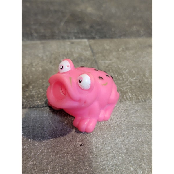 Pink frog spotted bath toy figure water