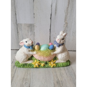 Folk art Easter bunny egg lay rustic home decor