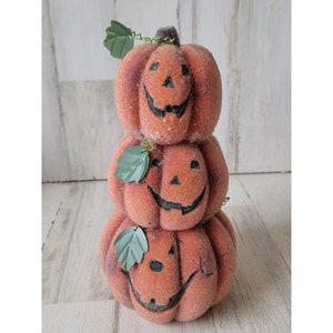 Crazy mountain pumpkin stack beaded Halloween figure decor