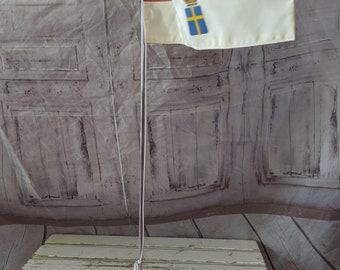 SAS Scandinavian airlines vintage international flag travel agent airport desk pennant commercial rare