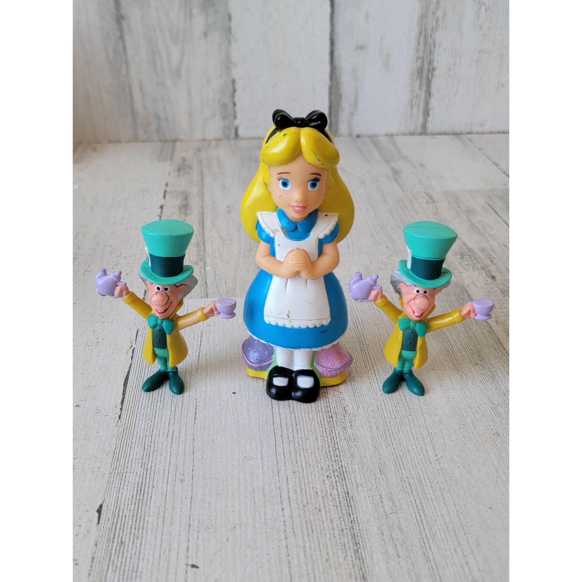 Alice Wonderland Mad Hatter Playset Disney Toy Figure 