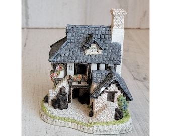 Coopers Cottage 1985 David winter vintage home decor figure