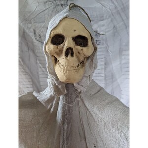 Ground skeleton Halloween prop lawn decor scary grim reaper image 5