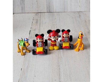 Disney Mickey Mouse Pluto mechanic car race set toy figure