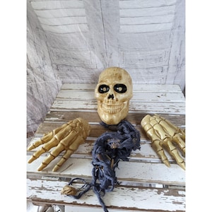 Skull skeleton head hands ground breaker lawn decor plastic vintage