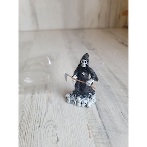 Lemax Grim reaper spooky town Halloween Village accessories