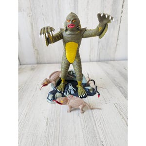 monogram Creature from Blue lagoon 1994 kit 630