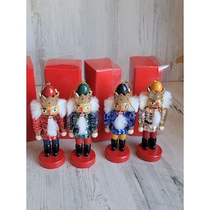 Sequin Nutcracker multicolor ornament Xmas set