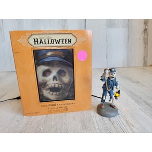 Accesorio del Departamento 56 Time&#39;s-A-Wastin&#39; Halloween Village