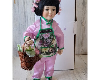 Danbury Mint Mai-Ling Lena Liu muñeca coleccionable Oriental
