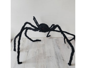 Lot De 100 Fausses Araignées En Plastique – Réalistes Pour Halloween – Farces Et Décorations Effrayantes – 1,2 X 2 Cm