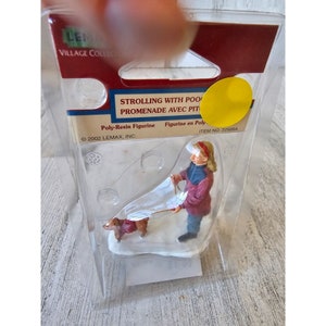 Lemax strolling with pooch dog walker people figurine village 2002 new