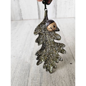 Leaf acorn ornament glitter unique axis tree