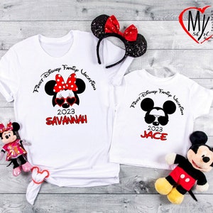 1st Disney Urlaub, passende Disney Shirts, 2025 Disney Trip, Disney Familie Shirts, Disney Kinder Shirts, Disney Familie passende Shirts D4