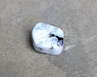 Tumbled Rainbow Moonstone