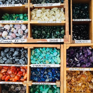 Assorted Mixed Tumbled Stones