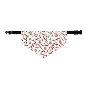 Dog Bandana Collar: Candy Canes Christmas - Stylish and Adjustable, Unique Dog Lovers Gift, Fun and Trendy, Gift for Pet Parents