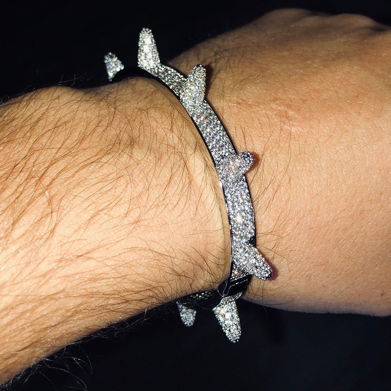 送税込【King Ice】4mm SPIKE STUDDED BANGLE BRACELET ☆国内発 Spike Bangle Bracelet Diamond CZ Iced 14k Gold Silver Rose