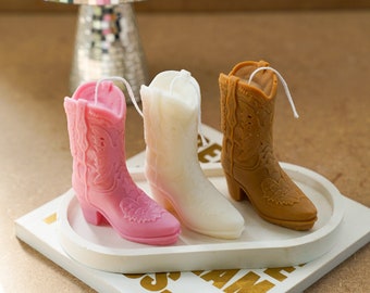 Bougie de bottes de cowboy faites à la main | Décoration de la maison occidentale | Idée cadeau unique | Idée cadeau de pendaison de crémaillère | Bougie de soja faite à la main