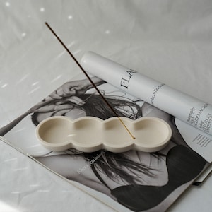 Wavey Incense Stick Holders | Modern Incense Burner | Minimalist Scandi Homeware | Round Incense Stick Holder | Concrete Incense Burner