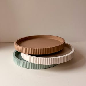 Handgemaakte grote cirkel betonnen snuisterijdoos: milieuvriendelijk scandi-decor