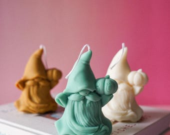 Vela de gnomo de Halloween com abóbora: decoração de outono com cera de soja vegana