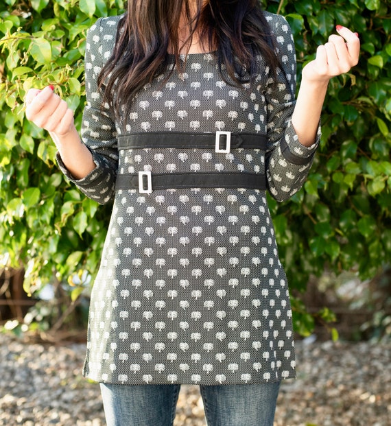 Adorable 60's Tunic || Empire Waist