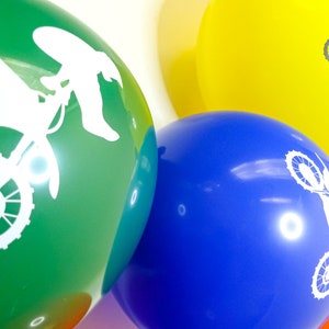 Motocross/Dirt Bike Stunts Themed 12&quot; Latex Party Balloons - Pack of 30