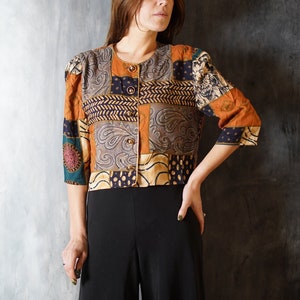 Blusa corta de patchwork vintage de los 90 - Blusa abstracta bohemia